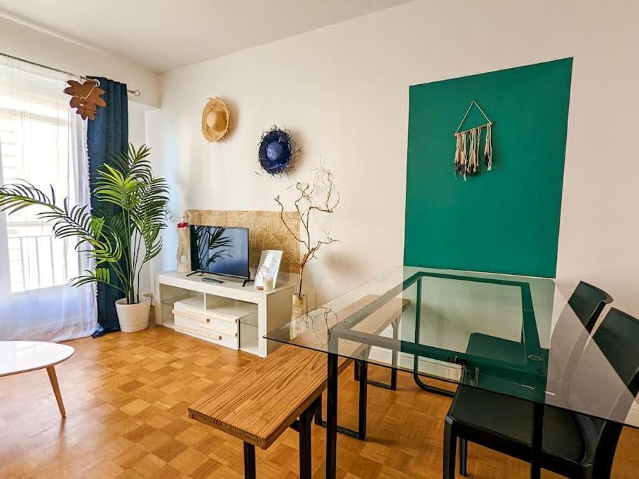 Cosy Spring 2Ch - Place Verdun - Stationnement Gratuit Pau Zewnętrze zdjęcie